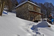 Salita pomeridiana al MONTE SUCHELLO (1541 m) ben innevato da Costa Serina 1l 10 marzo 2016  - FOTOGALLERY